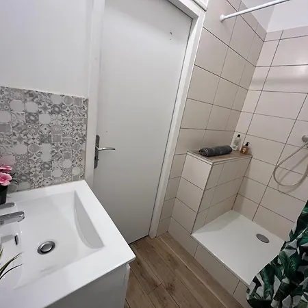 Les Du Centre Historique De Valence Appartement *